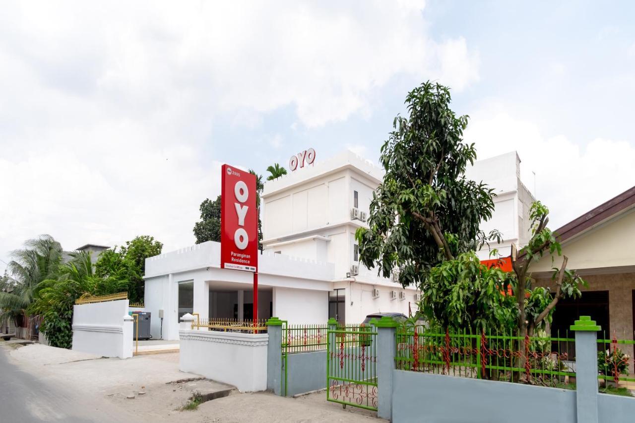 Oyo 2895 Paranginan Residence Medan Exterior photo